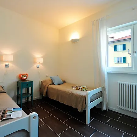 Appartement Sleeps 4 Air Con *