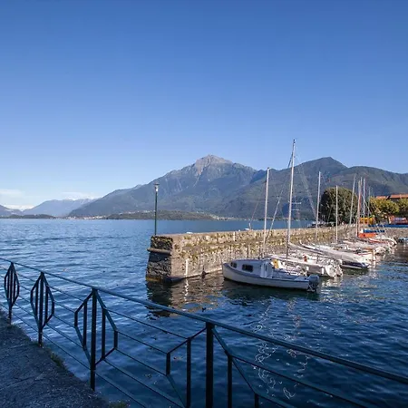 Sleeps 4 Air Con Appartement